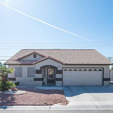 Modern Home! Pool & Jacuzzi ラスベガス エクステリア 写真